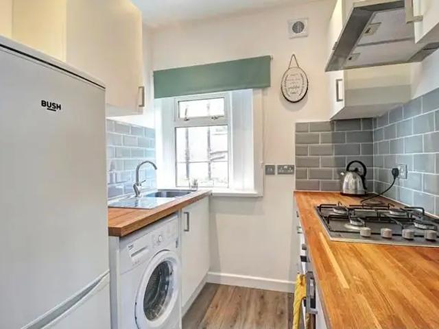 Apartment for rent in Croftfoot, Glasgow