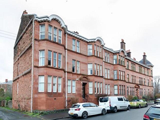 Apartment for rent in Shawmoss, Pollokshields