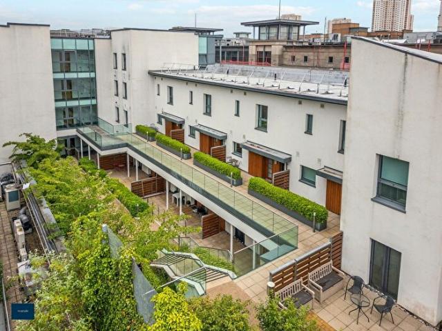 Apartment for rent in Cowcaddens, Scotland