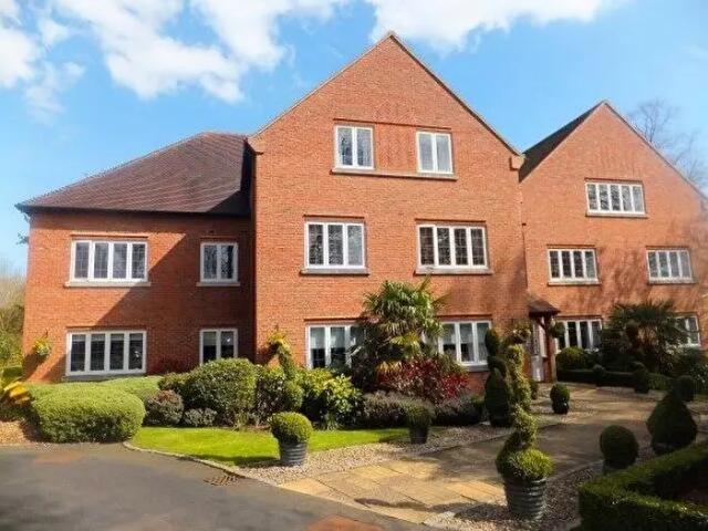 Apartment for rent in Four Oaks, Birmingham
