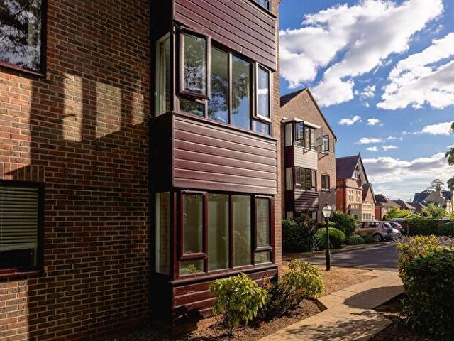 Apartment for rent in Sunnymead, The Slade