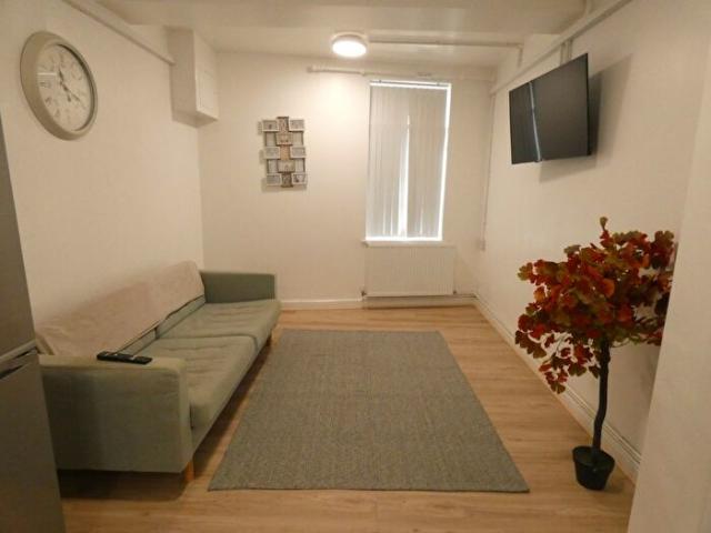 Apartment for rent in Mount Pleasant, Nangreaves