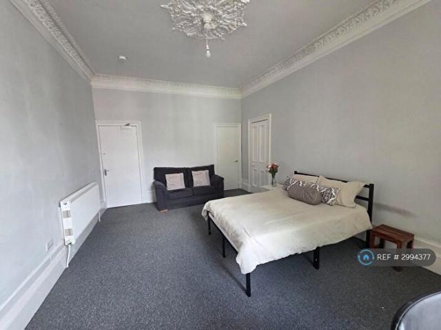 Apartment for rent in North Woodside, Scotland