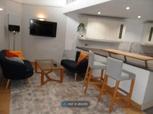 Apartment for rent in Elmfield, Leicestershire