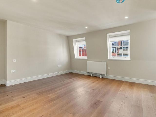Apartment for rent in East Marylebone, Greater London