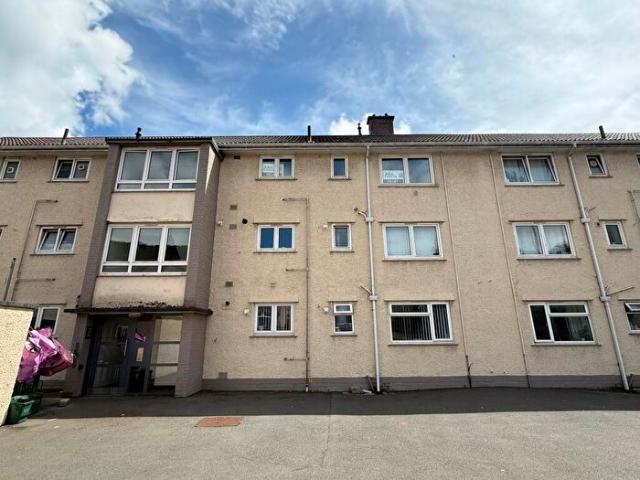 Apartment for rent in Nangreaves, Wales