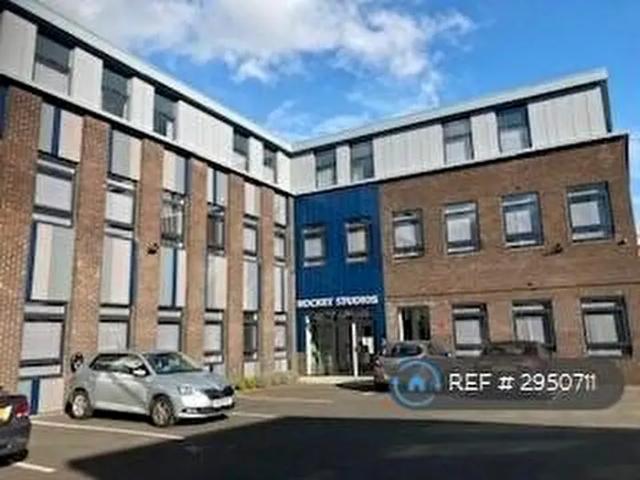 Apartment for rent in Belgrave, Old Wharf