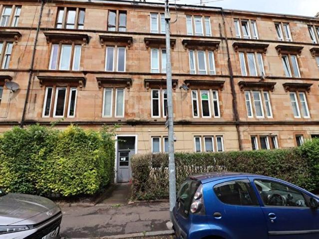 Apartment for rent in The Drives, Dennistoun