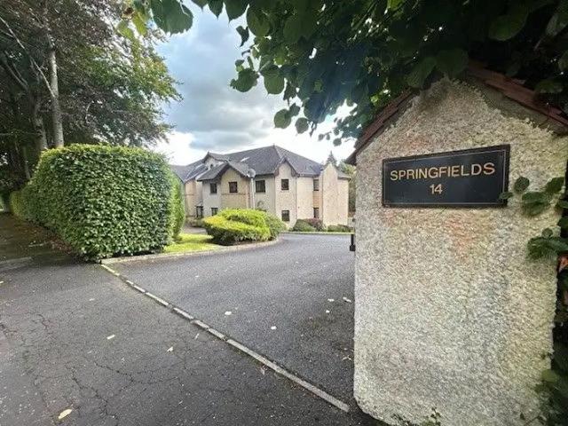 Apartment for rent in Thornly Park, Glenburn