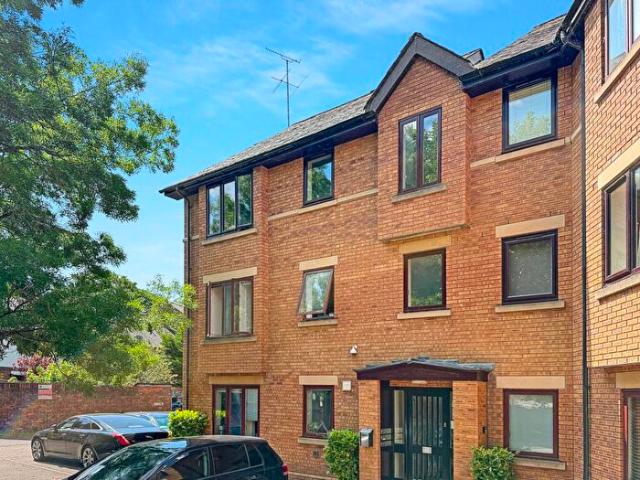 Apartment for rent in St Ebbes, The Slade