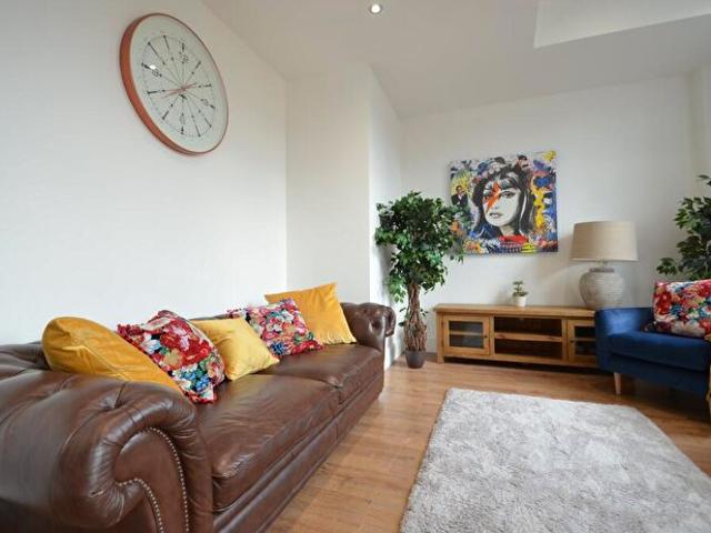 Apartment for rent in The Meadows, Haddon