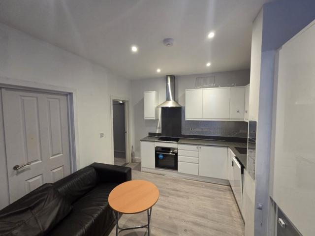 Apartment for rent in London Borough of Croydon, Greater London