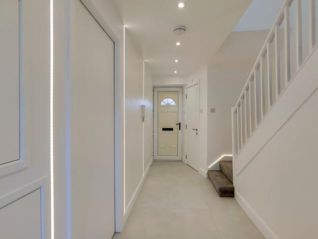 Apartment for rent in Paddington, Greater London