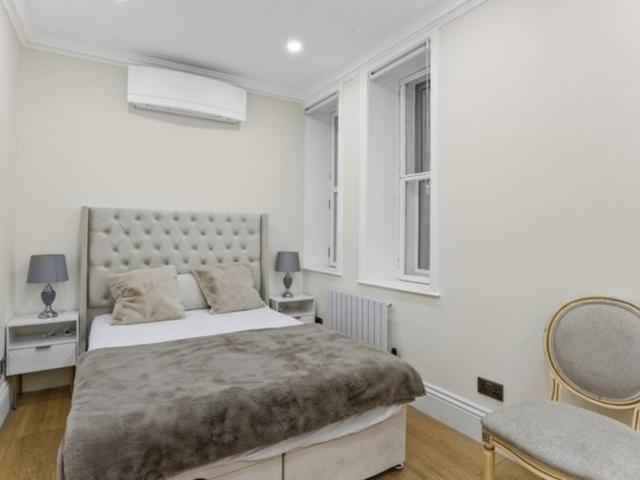 Apartment for rent in Knightsbridge, Greater London