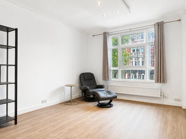 Apartment for rent in South Kensington, Greater London
