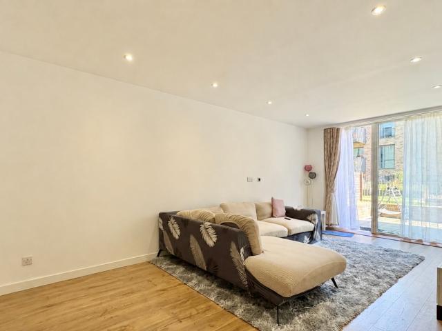 Apartment for rent in Beckton, Greater London