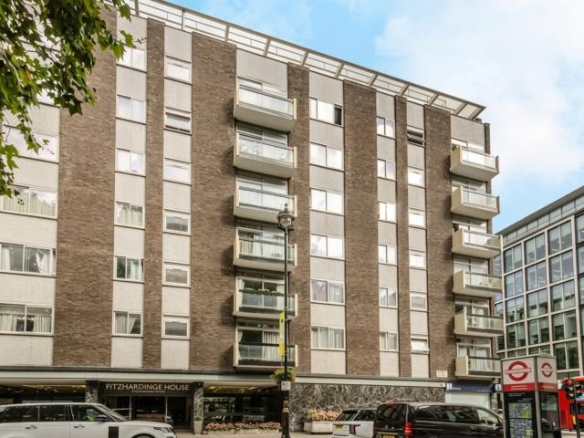 Apartment for rent in Marylebone, Greater London