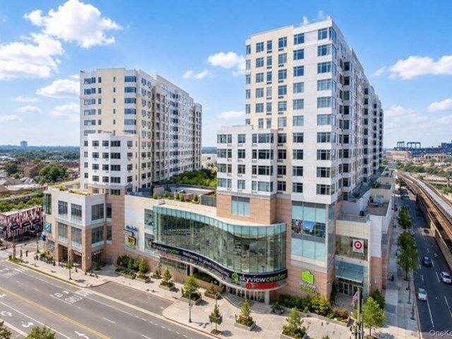 Condo for sale in Queens, Arverne