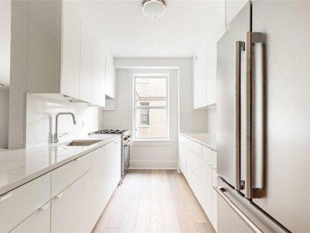 Condo for sale in Queens, Arverne