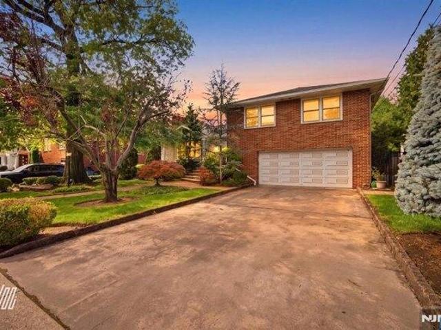 House for sale in Fort Lee, Bergen County