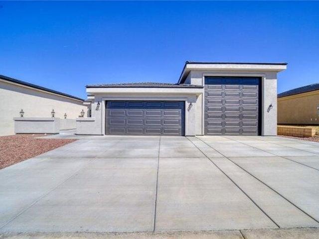 House for sale in Fort Mohave
