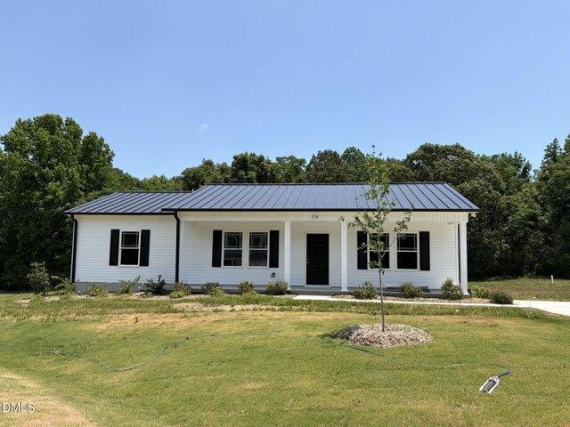 House for sale in Four Oaks, North Carolina