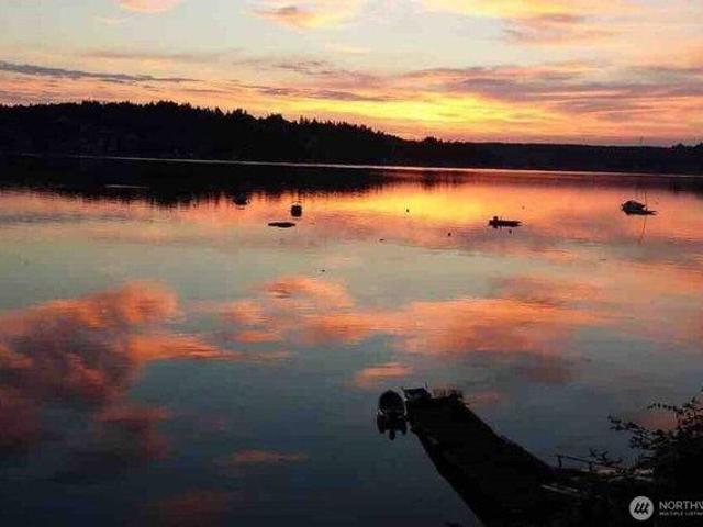 House for sale in Fox Island, Washington