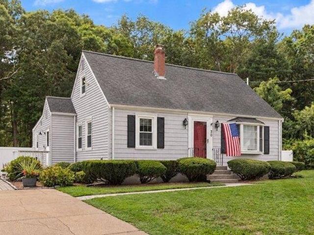 House for sale in Foxboro, Massachusetts