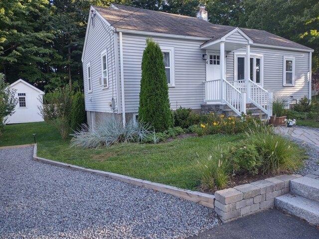 House for sale in North Foxboro, Foxborough
