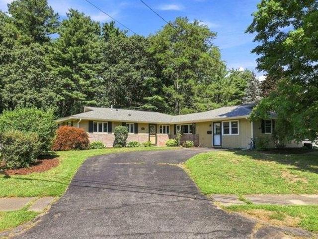 House for sale in Nobscot, Framingham