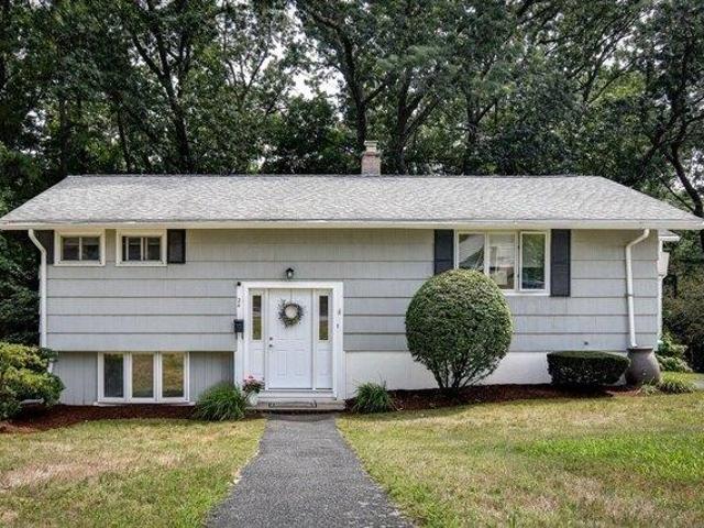 House for sale in Framingham, Middlesex County