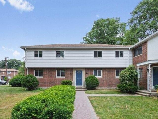 Condo for sale in Framingham, Massachusetts