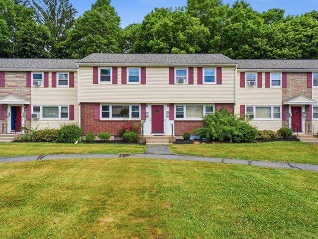 Condo for sale in Framingham, Massachusetts