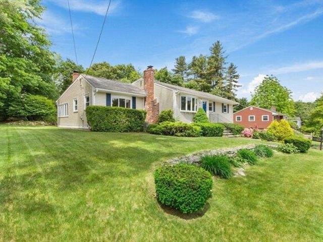 House for sale in Franklin, Massachusetts
