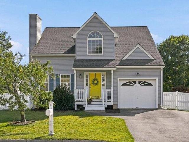 House for sale in Franklin, Massachusetts