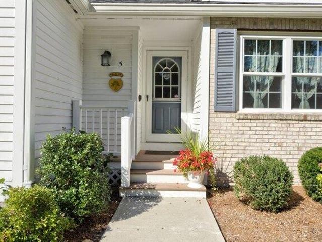 Condo for sale in Franklin, Massachusetts