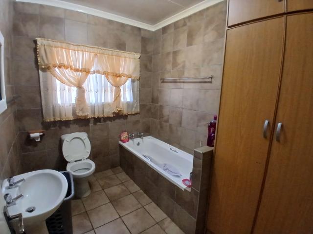 Property for sale in Kgalagadi, Northern Cape