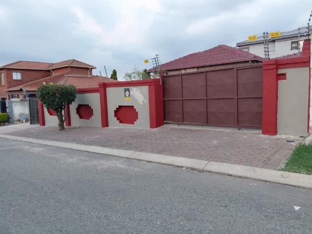 House for rent in Nooitgedacht, Gauteng