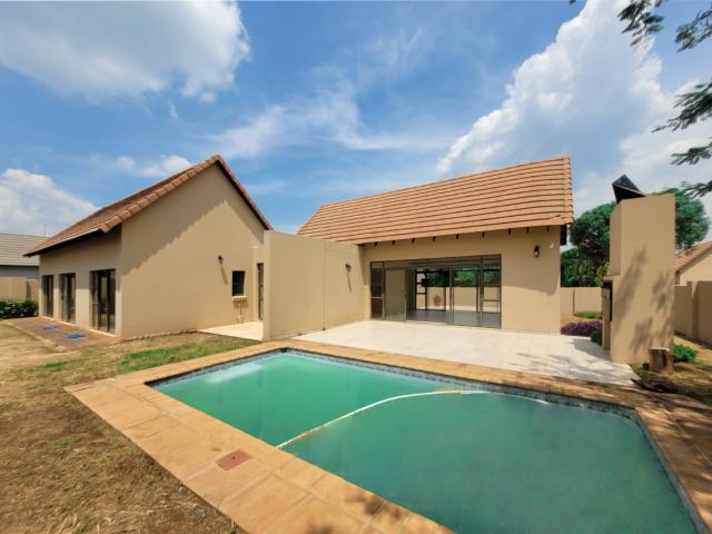 House for rent in Hartbeespoort Dam Nature Reserve, North West