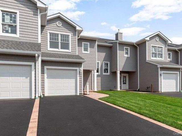 Condo for sale in Nassau, New York