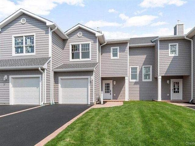 Condo for sale in Nassau, New York