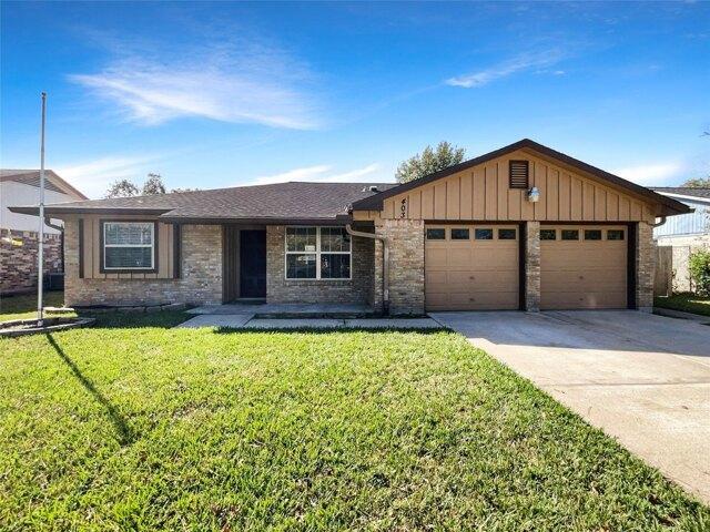 House for sale in Friendswood, Texas