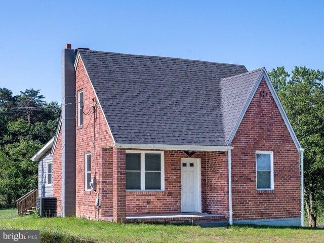 House for sale in Front Royal, Virginia