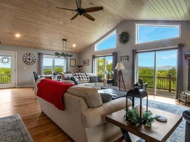 House for sale in Maine