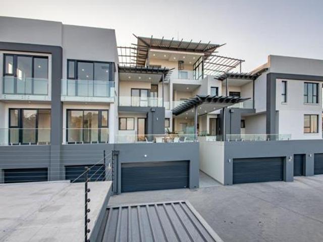 House for rent in Sandton, City of Johannesburg Metropolitan Municipality