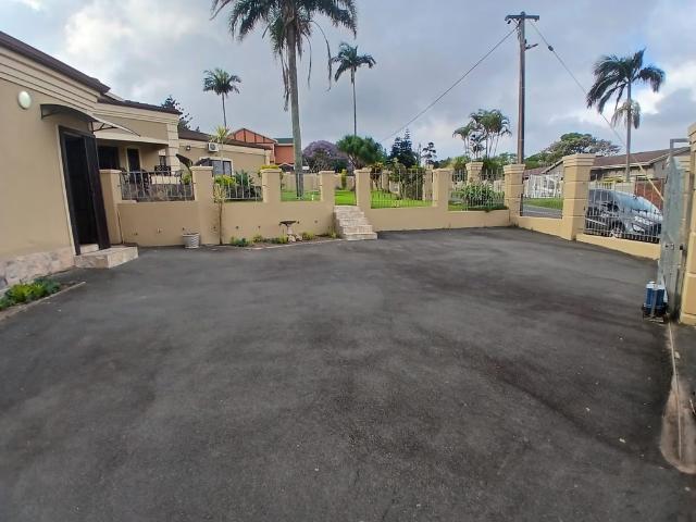 House for rent in Northdene, Queensburgh