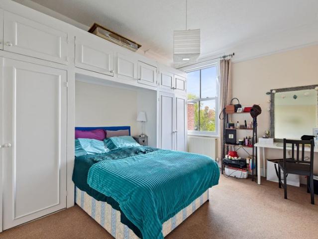 Apartment for rent in Cricklewood, Greater London