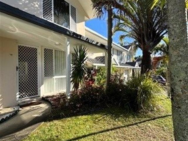 Townhouse for rent in Gold Coast, Gold Coast Metro