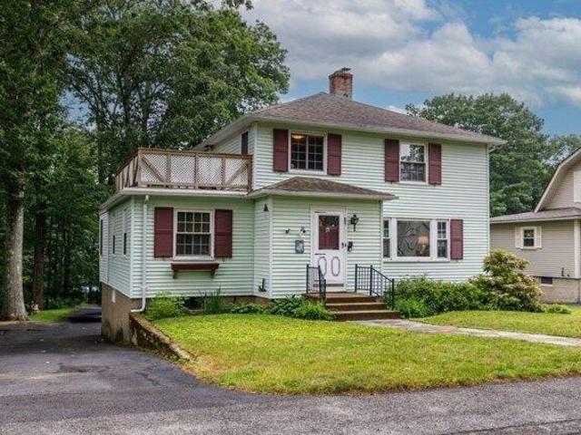 House for sale in Gardner, Massachusetts