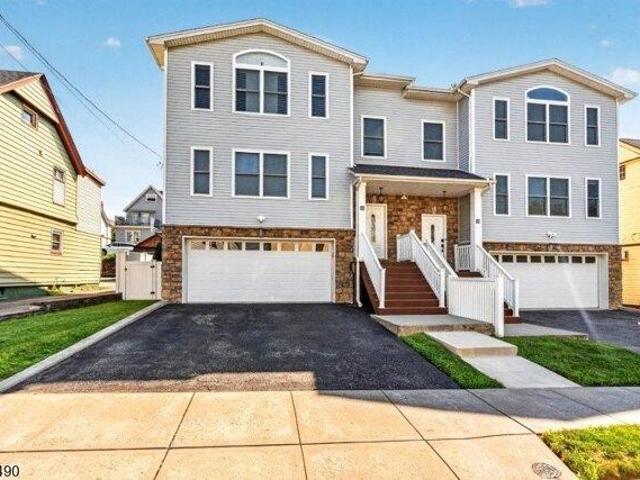 Condo for sale in Garfield, New Jersey